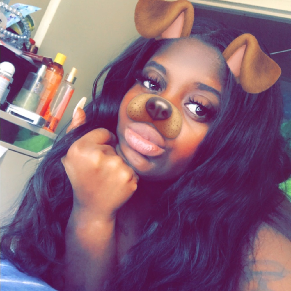 Meet your Posher, Aleesha